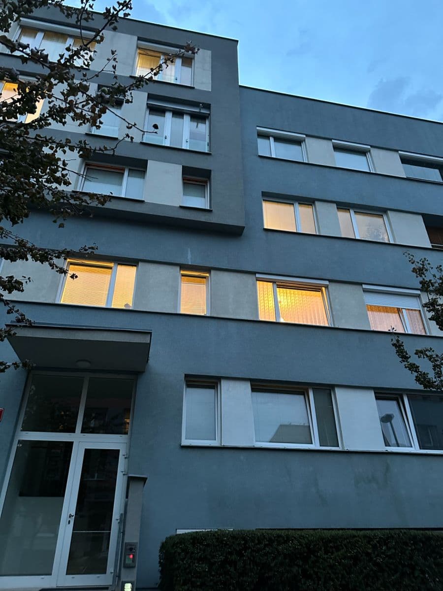 Studio flat for sale, 37 m², Trmická, Prague, Prague Studio flat for sale, 37 m², Trmická, Prague, Prague