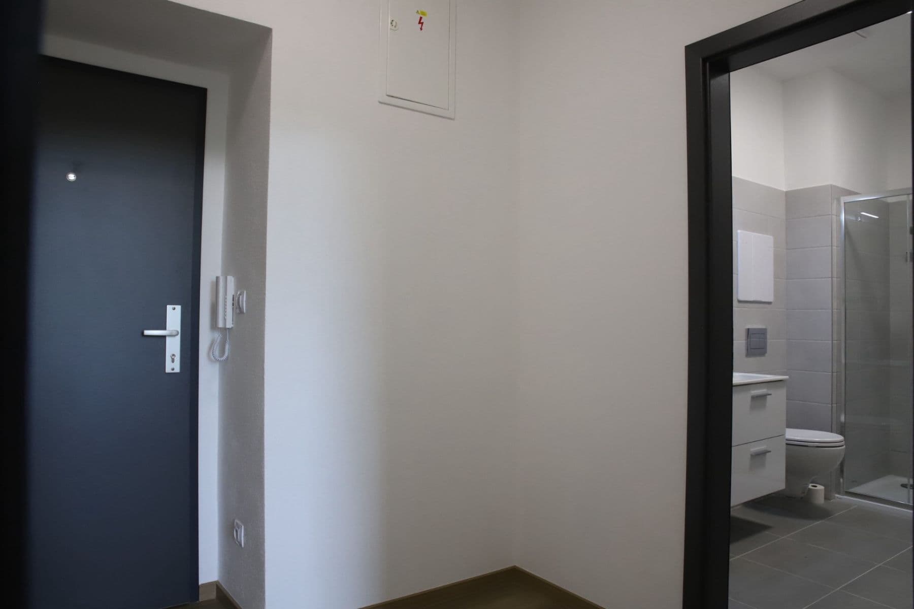 1 bedroom with open-plan kitchen flat to rent, 37 m², Vladislavova, Písek, Jihočeský Region 1 bedroom with open-plan kitchen flat to rent, 37 m², Vladislavova, Písek, Jihočeský Region