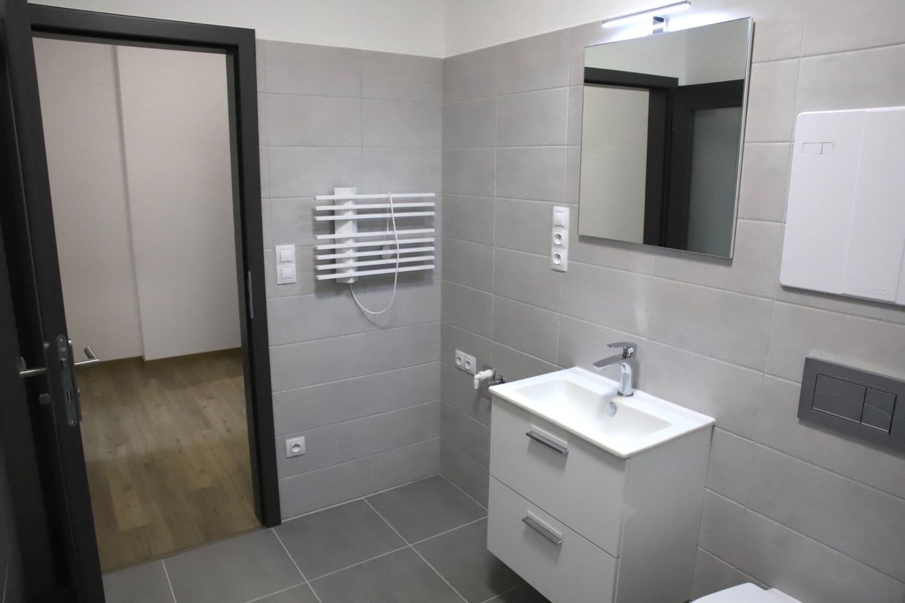 1 bedroom with open-plan kitchen flat to rent, 37 m², Vladislavova, Písek, Jihočeský Region 1 bedroom with open-plan kitchen flat to rent, 37 m², Vladislavova, Písek, Jihočeský Region
