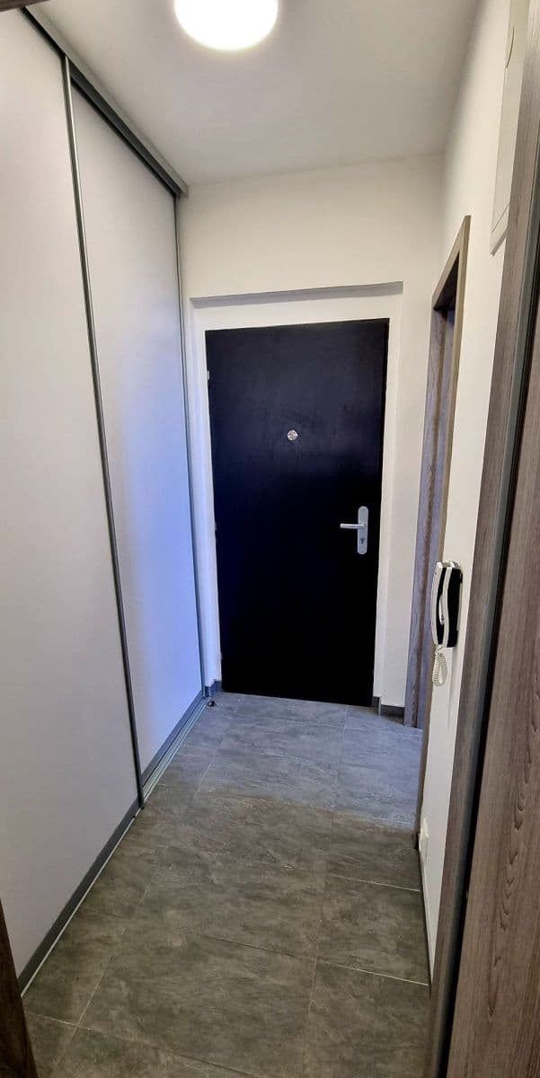 1 bedroom with open-plan kitchen flat to rent, 45 m², Dr. Absolona, Fryšták, Zlínský Region 1 bedroom with open-plan kitchen flat to rent, 45 m², Dr. Absolona, Fryšták, Zlínský Region