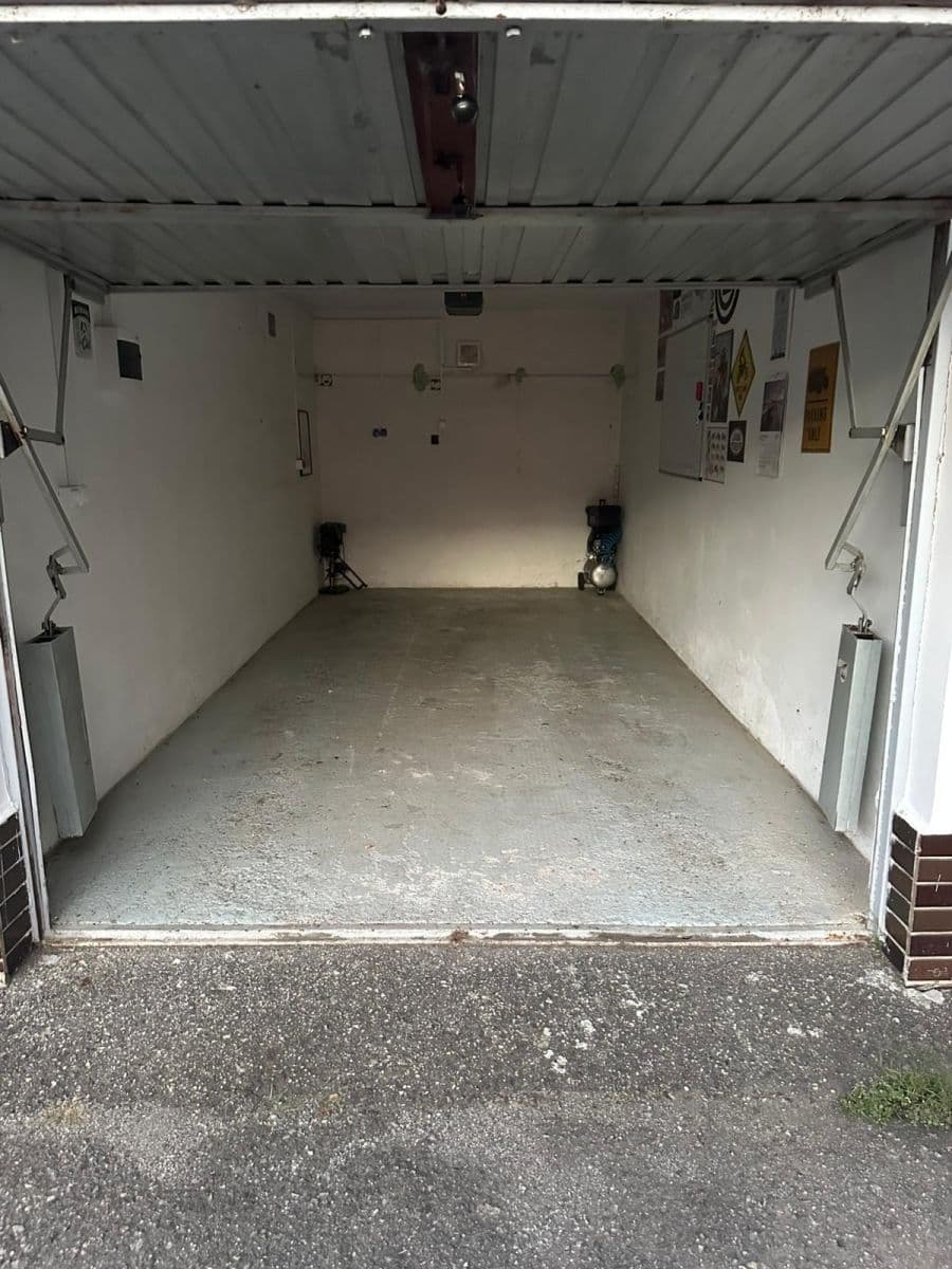 3 bedroom flat for sale, 81 m², Kraslická, Prague, Prague 3 bedroom flat for sale, 81 m², Kraslická, Prague, Prague