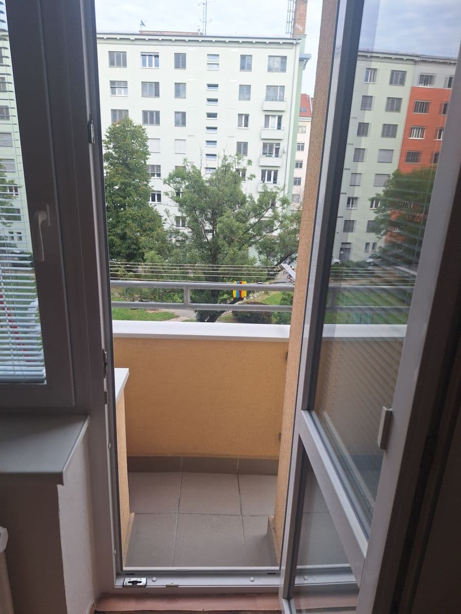 2 bedroom flat to rent, 57 m², Úvoz, Brno, Jihomoravský Region 2 bedroom flat to rent, 57 m², Úvoz, Brno, Jihomoravský Region