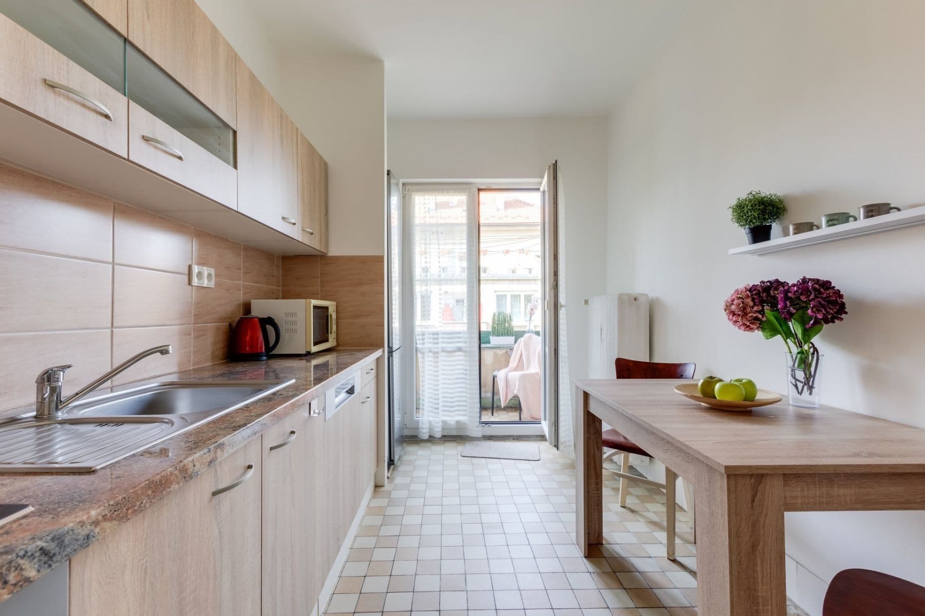 2 bedroom flat to rent, 53 m², Jeremenkova, Prague, Prague 2 bedroom flat to rent, 53 m², Jeremenkova, Prague, Prague