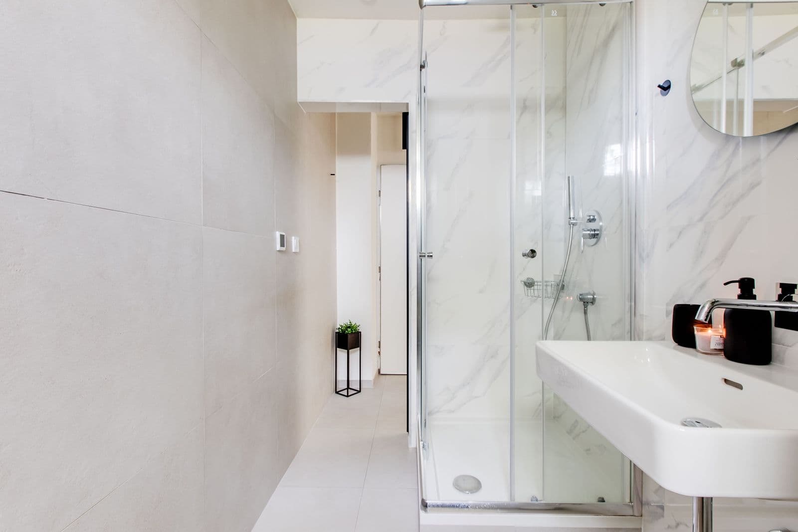 1 bedroom with open-plan kitchen flat to rent, 38 m², Krchlebská, Prague, Prague 1 bedroom with open-plan kitchen flat to rent, 38 m², Krchlebská, Prague, Prague