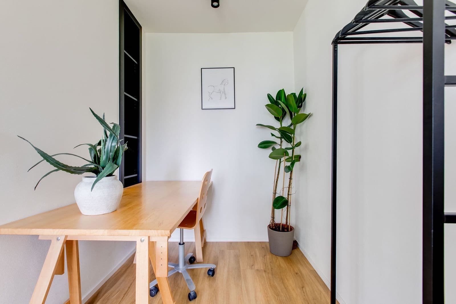 1 bedroom with open-plan kitchen flat to rent, 38 m², Krchlebská, Prague, Prague 1 bedroom with open-plan kitchen flat to rent, 38 m², Krchlebská, Prague, Prague