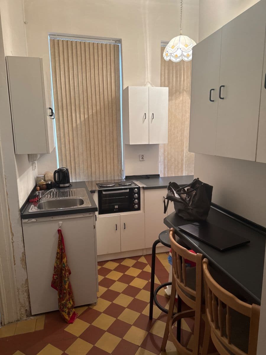 3 bedroom flat to rent, 74 m², Roháčova, Prague, Prague 3 bedroom flat to rent, 74 m², Roháčova, Prague, Prague