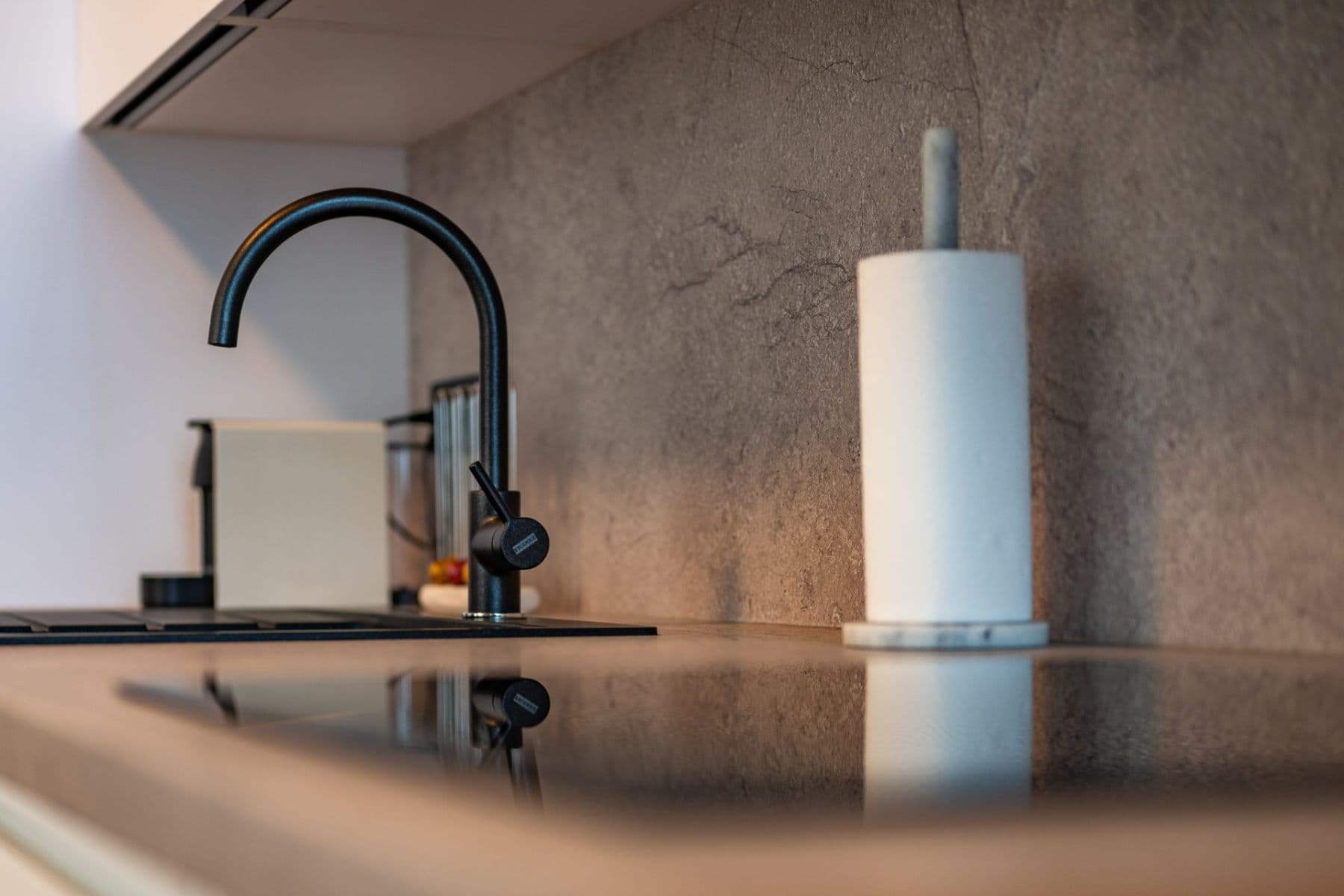 2 bedroom with open-plan kitchen flat to rent, 71 m², Kolbenova, Prague, Prague 2 bedroom with open-plan kitchen flat to rent, 71 m², Kolbenova, Prague, Prague