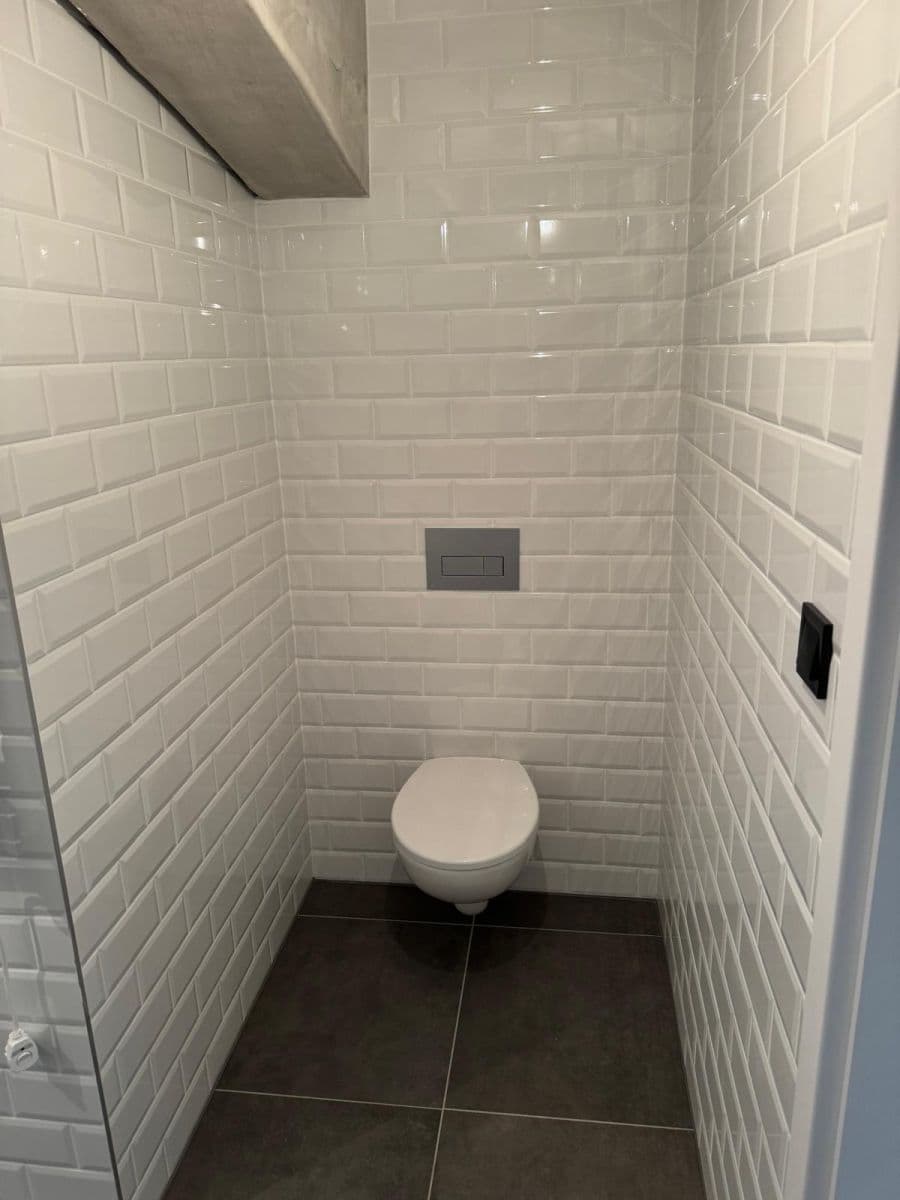 1 bedroom with open-plan kitchen flat to rent, 52 m², Kolbenova, Prague, Prague 1 bedroom with open-plan kitchen flat to rent, 52 m², Kolbenova, Prague, Prague