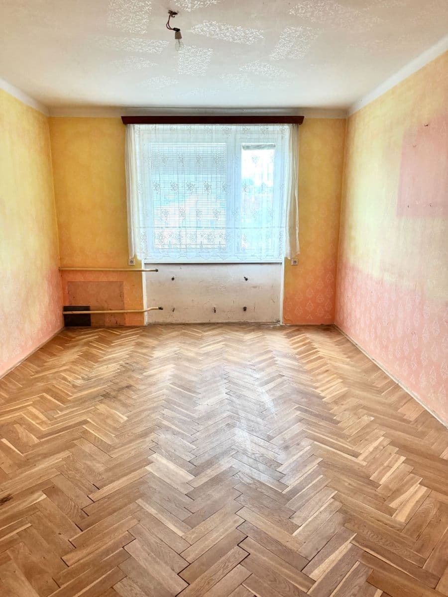 3 bedroom flat for sale, 90 m², Na Potůčku, Sedlčany, Středočeský Region 3 bedroom flat for sale, 90 m², Na Potůčku, Sedlčany, Středočeský Region