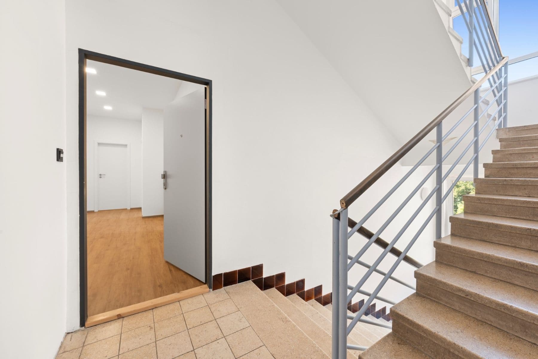 2 bedroom with open-plan kitchen flat for sale, 108 m², Resslova, Hradec Králové, Královéhradecký Region 2 bedroom with open-plan kitchen flat for sale, 108 m², Resslova, Hradec Králové, Královéhradecký Region