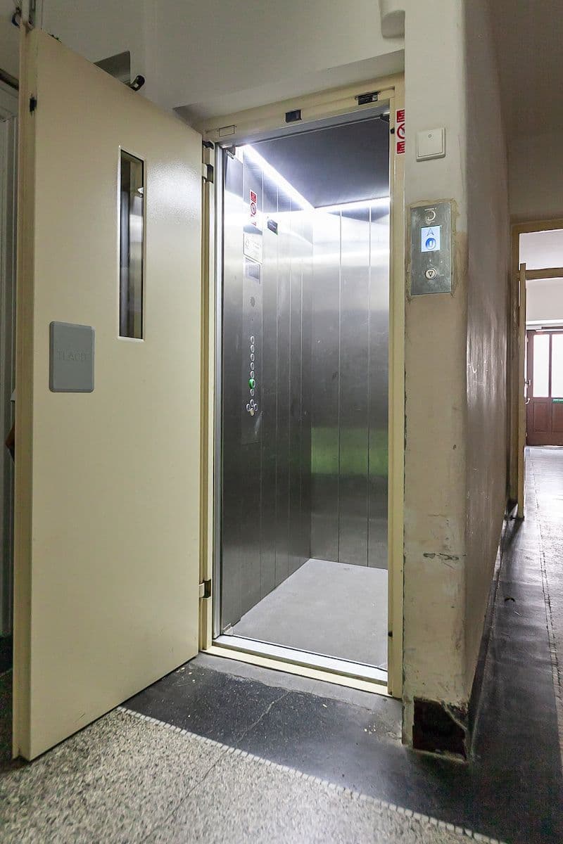 3 bedroom flat for sale, 108 m², Schnirchova, Prague, Prague 3 bedroom flat for sale, 108 m², Schnirchova, Prague, Prague