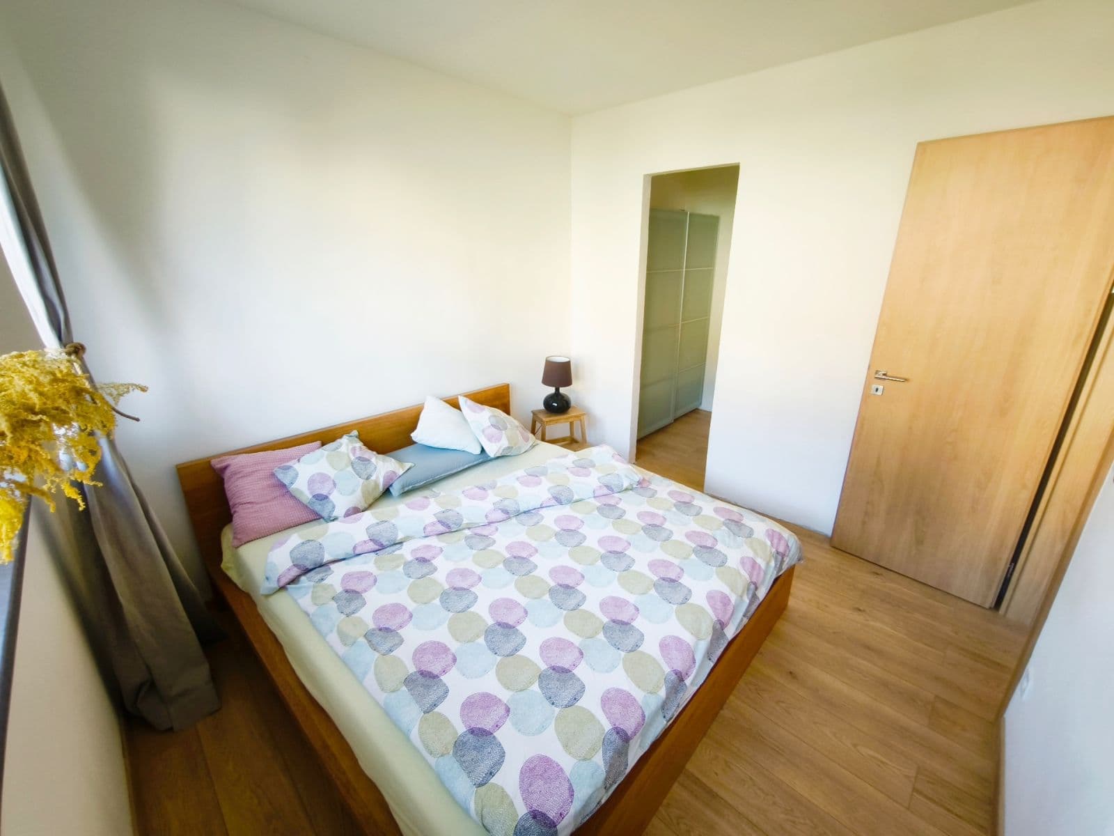1 bedroom with open-plan kitchen flat to rent, 40 m², Šmejkalova, Brno, Jihomoravský Region 1 bedroom with open-plan kitchen flat to rent, 40 m², Šmejkalova, Brno, Jihomoravský Region