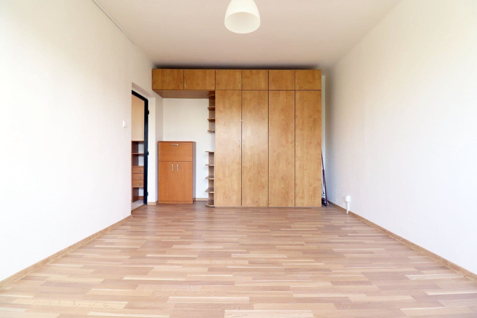 1 bedroom flat to rent, 39 m², Finská, Kladno, Středočeský Region 1 bedroom flat to rent, 39 m², Finská, Kladno, Středočeský Region