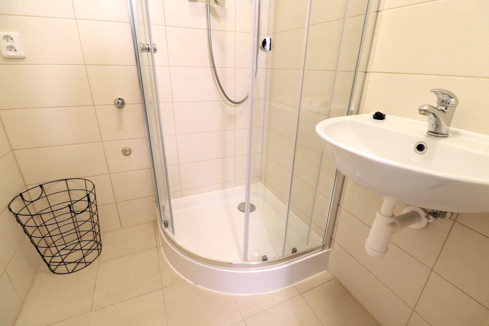 1 bedroom flat to rent, 39 m², Finská, Kladno, Středočeský Region 1 bedroom flat to rent, 39 m², Finská, Kladno, Středočeský Region