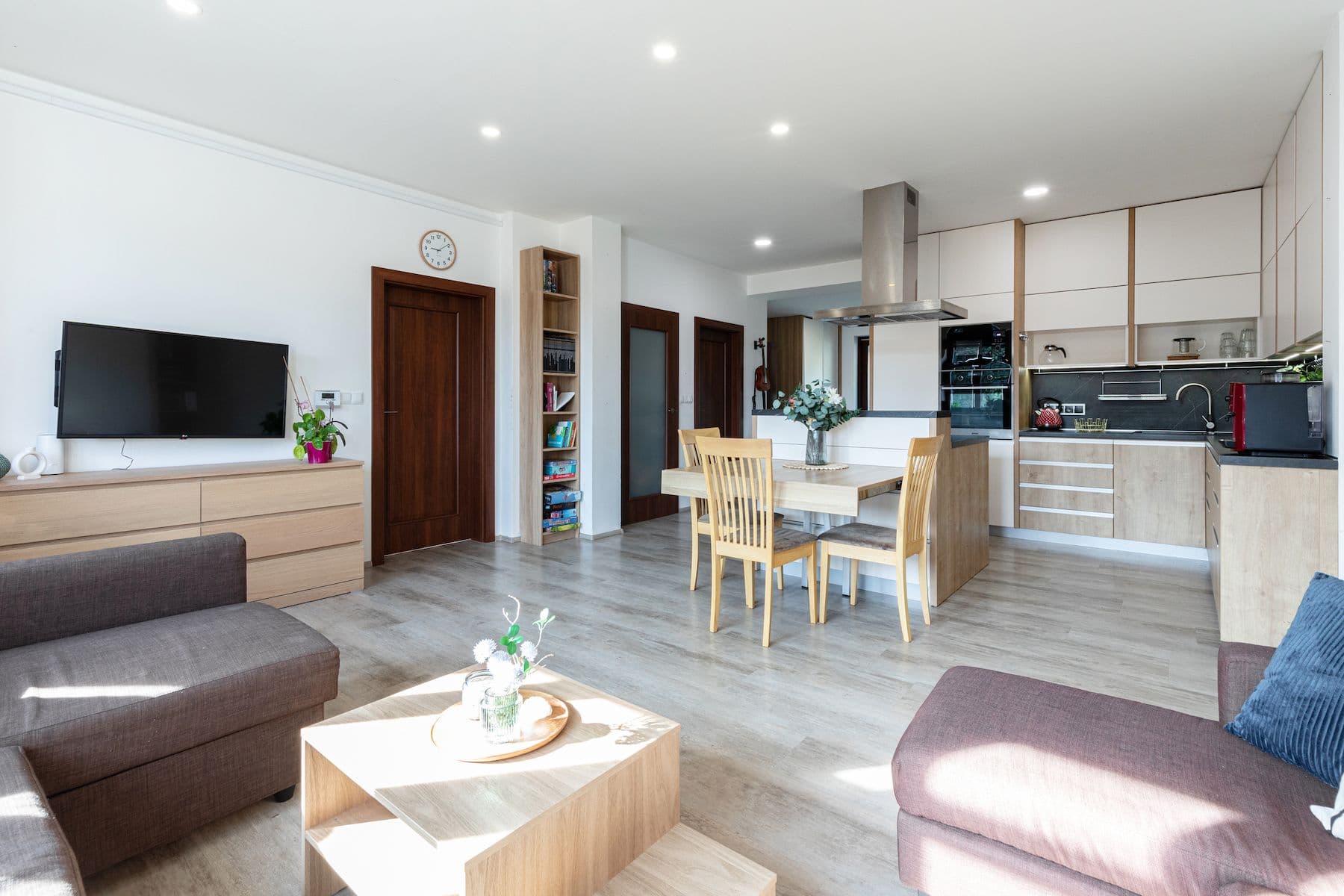 house for sale, 294 m², Boženy Němcové, Úvaly, Středočeský Region house for sale, 294 m², Boženy Němcové, Úvaly, Středočeský Region