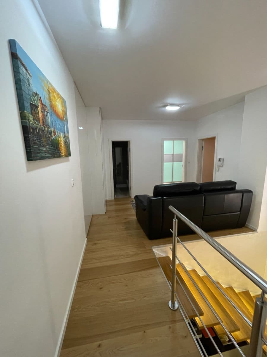 4 bedroom flat for sale, 170 m², Nové Mesto, Bratislavský Region 4 bedroom flat for sale, 170 m², Nové Mesto, Bratislavský Region