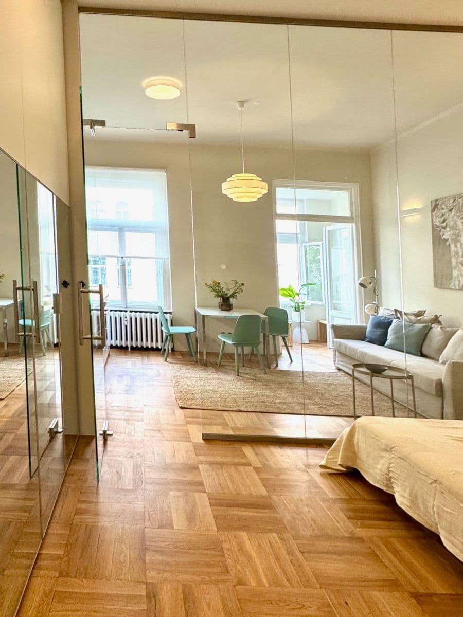 1 bedroom with open-plan kitchen flat to rent, 40 m², Budečská, Prague, Prague 1 bedroom with open-plan kitchen flat to rent, 40 m², Budečská, Prague, Prague