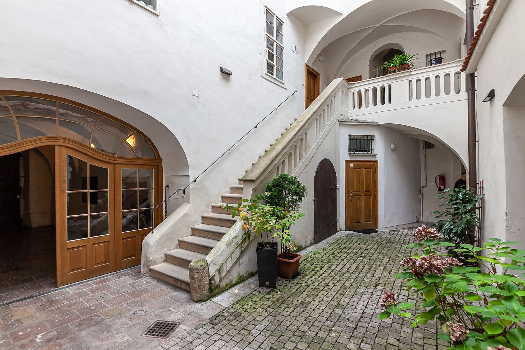 3 bedroom with open-plan kitchen flat for sale, 122 m², Tomášská, Prague, Prague 3 bedroom with open-plan kitchen flat for sale, 122 m², Tomášská, Prague, Prague