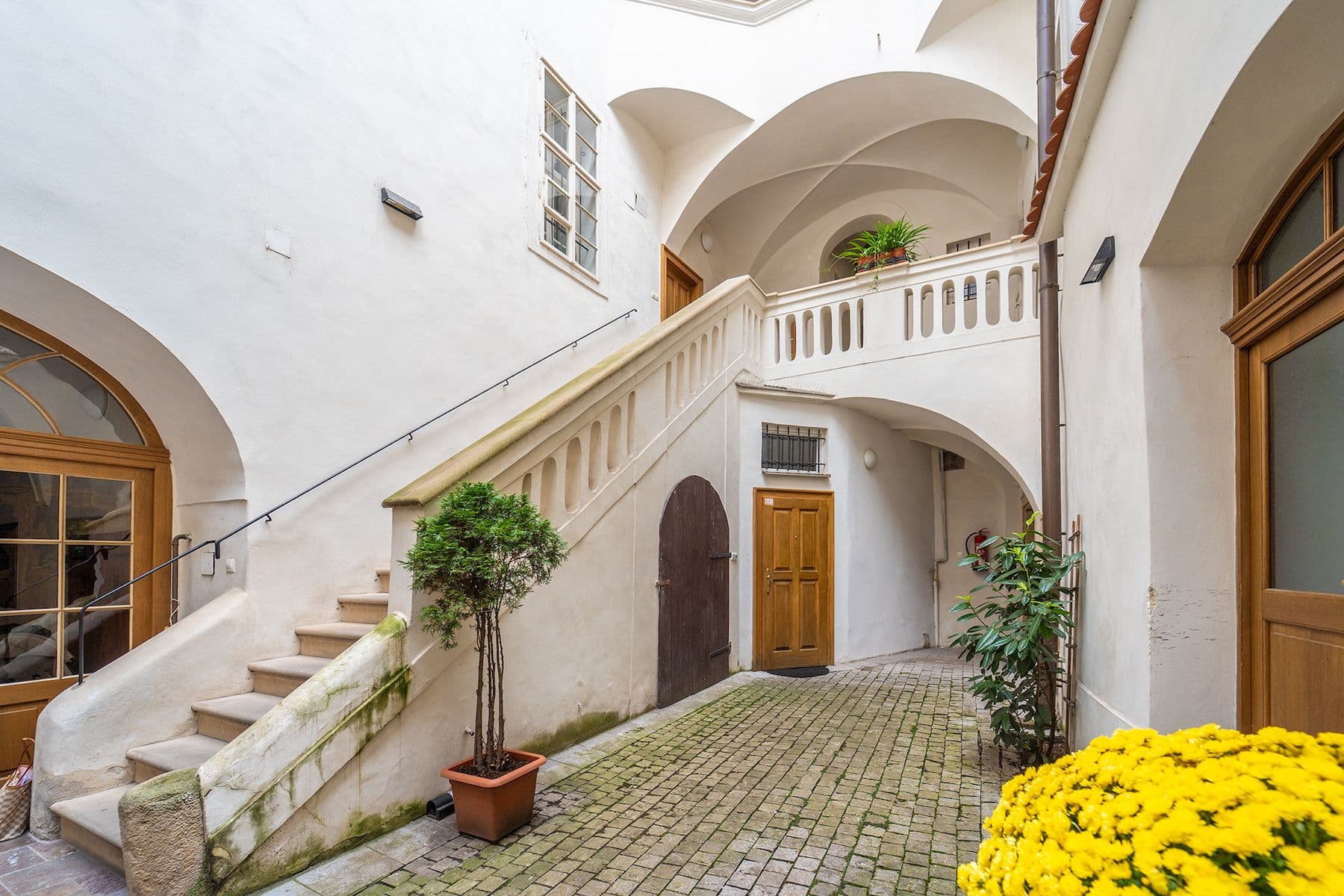 3 bedroom with open-plan kitchen flat for sale, 122 m², Tomášská, Prague, Prague 3 bedroom with open-plan kitchen flat for sale, 122 m², Tomášská, Prague, Prague