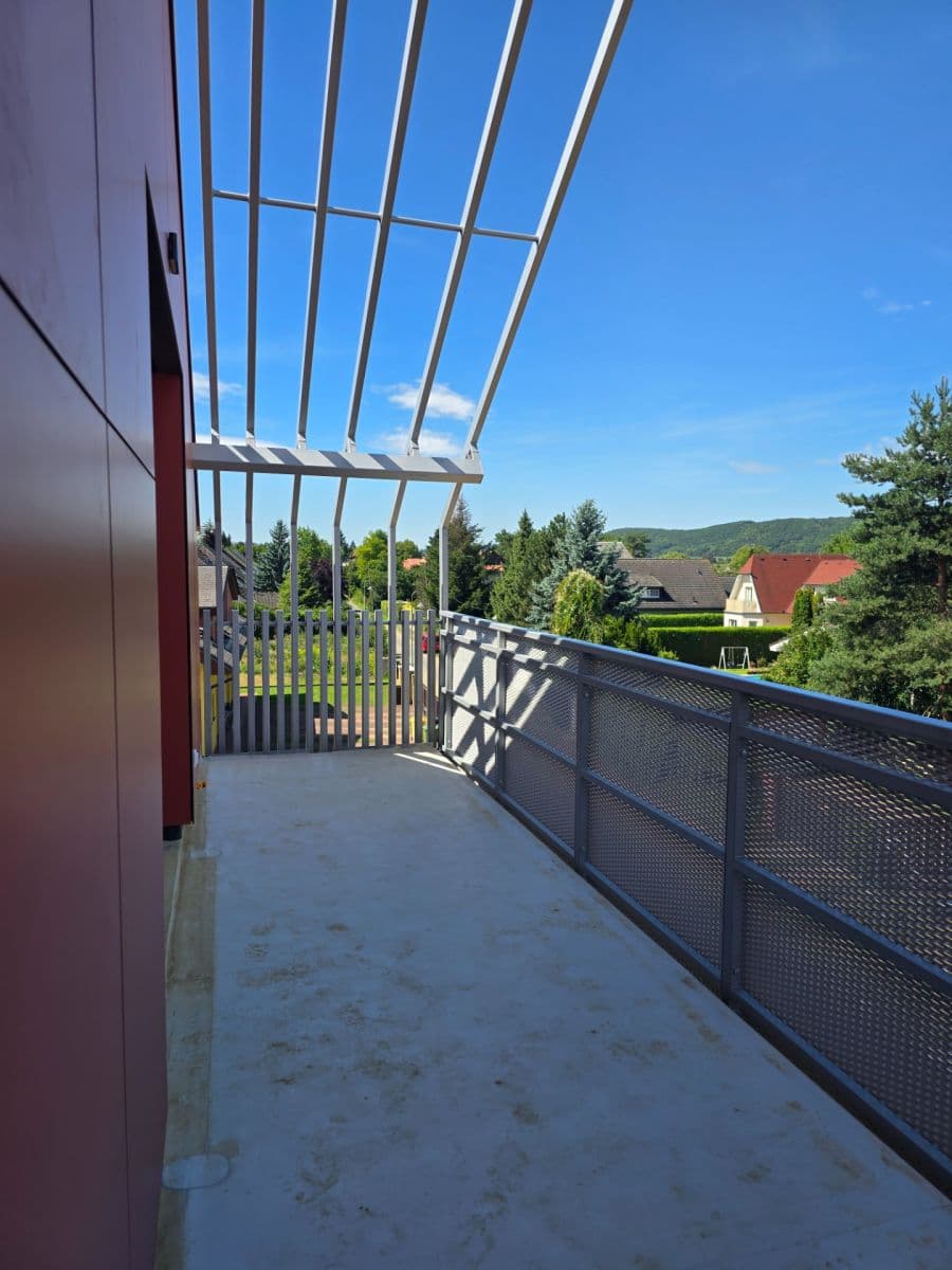 2 bedroom with open-plan kitchen flat for sale, 126 m², Souběžná, Dobřichovice, Středočeský Region 2 bedroom with open-plan kitchen flat for sale, 126 m², Souběžná, Dobřichovice, Středočeský Region