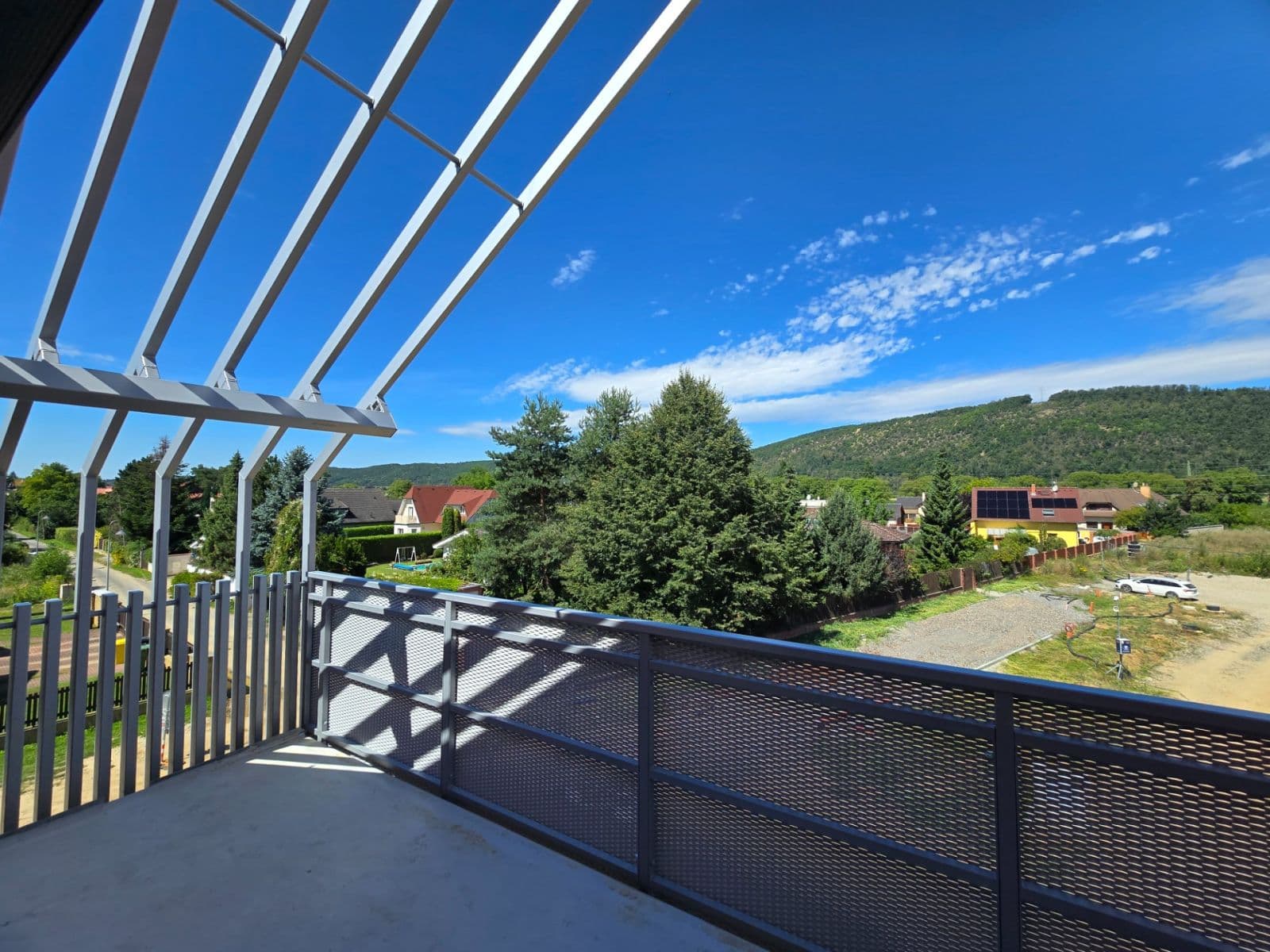 2 bedroom with open-plan kitchen flat for sale, 126 m², Souběžná, Dobřichovice, Středočeský Region 2 bedroom with open-plan kitchen flat for sale, 126 m², Souběžná, Dobřichovice, Středočeský Region