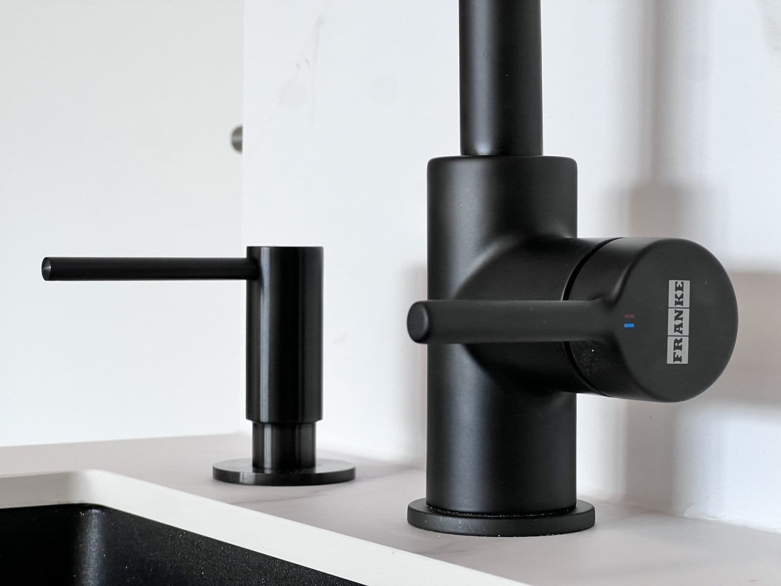 Studio flat to rent, 36 m², Domalípova, Prague, Prague Studio flat to rent, 36 m², Domalípova, Prague, Prague