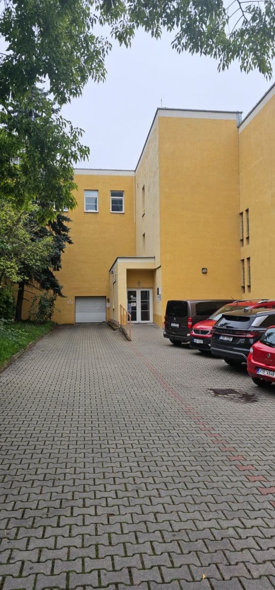 garage to rent, 20 m², Jihlavská, Prague, Prague garage to rent, 20 m², Jihlavská, Prague, Prague