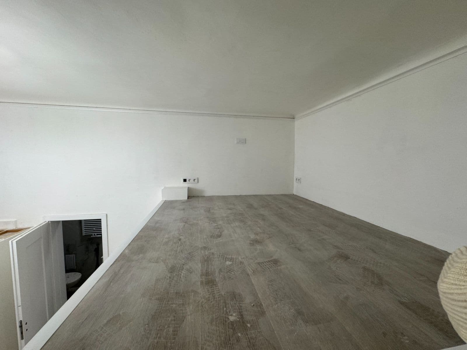 Studio flat to rent, 22 m², U Půjčovny, Prague, Prague Studio flat to rent, 22 m², U Půjčovny, Prague, Prague