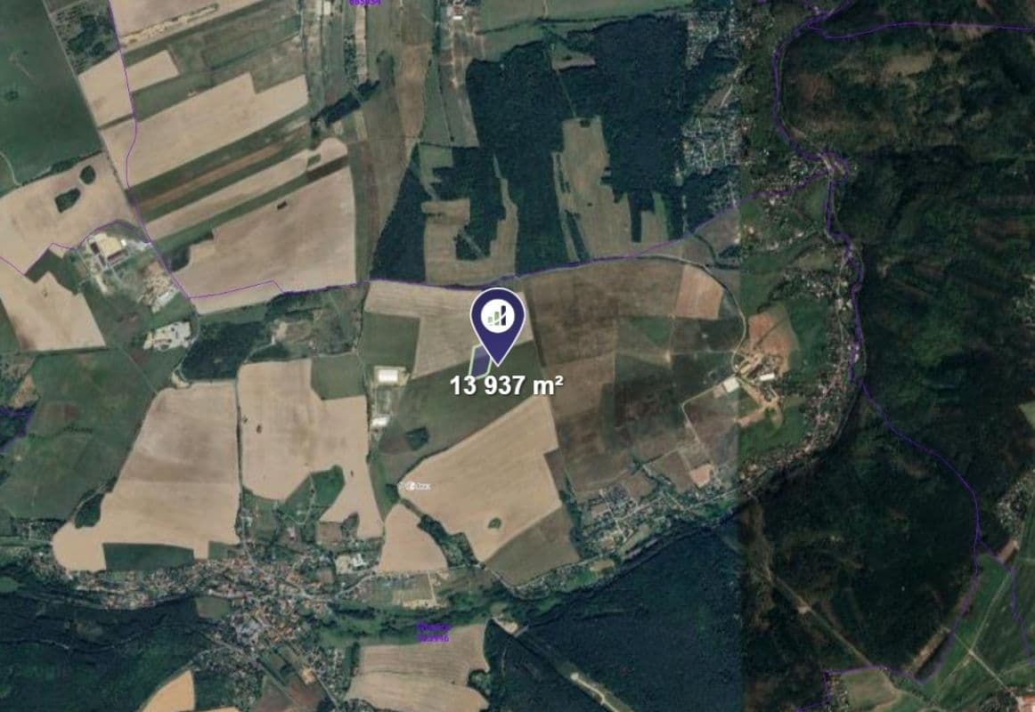 plot for sale, 13,937 m², Čisovice, Středočeský Region plot for sale, 13,937 m², Čisovice, Středočeský Region