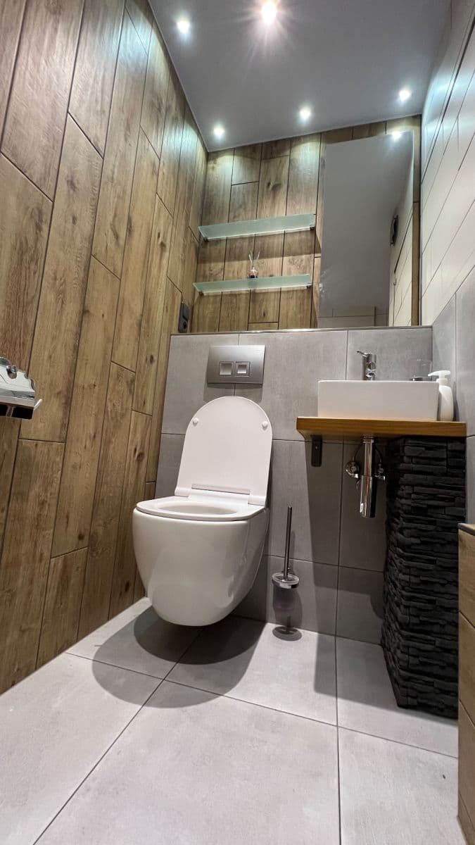 1 bedroom with open-plan kitchen flat to rent, 48 m², Průběžná, Prague, Prague 1 bedroom with open-plan kitchen flat to rent, 48 m², Průběžná, Prague, Prague