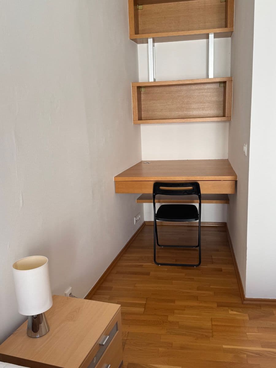 3 bedroom flat to rent, 105 m², Černomořská, Prague, Prague 3 bedroom flat to rent, 105 m², Černomořská, Prague, Prague