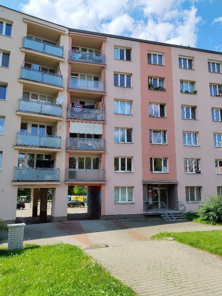 4 bedroom flat to rent, 77 m², Pod Vrchem, Plzeň, Plzeňský Region 4 bedroom flat to rent, 77 m², Pod Vrchem, Plzeň, Plzeňský Region