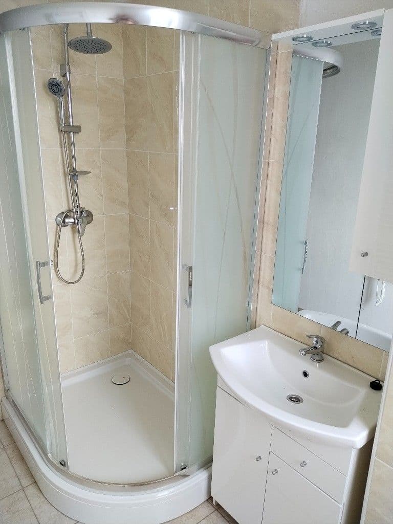 4 bedroom flat to rent, 77 m², Pod Vrchem, Plzeň, Plzeňský Region 4 bedroom flat to rent, 77 m², Pod Vrchem, Plzeň, Plzeňský Region