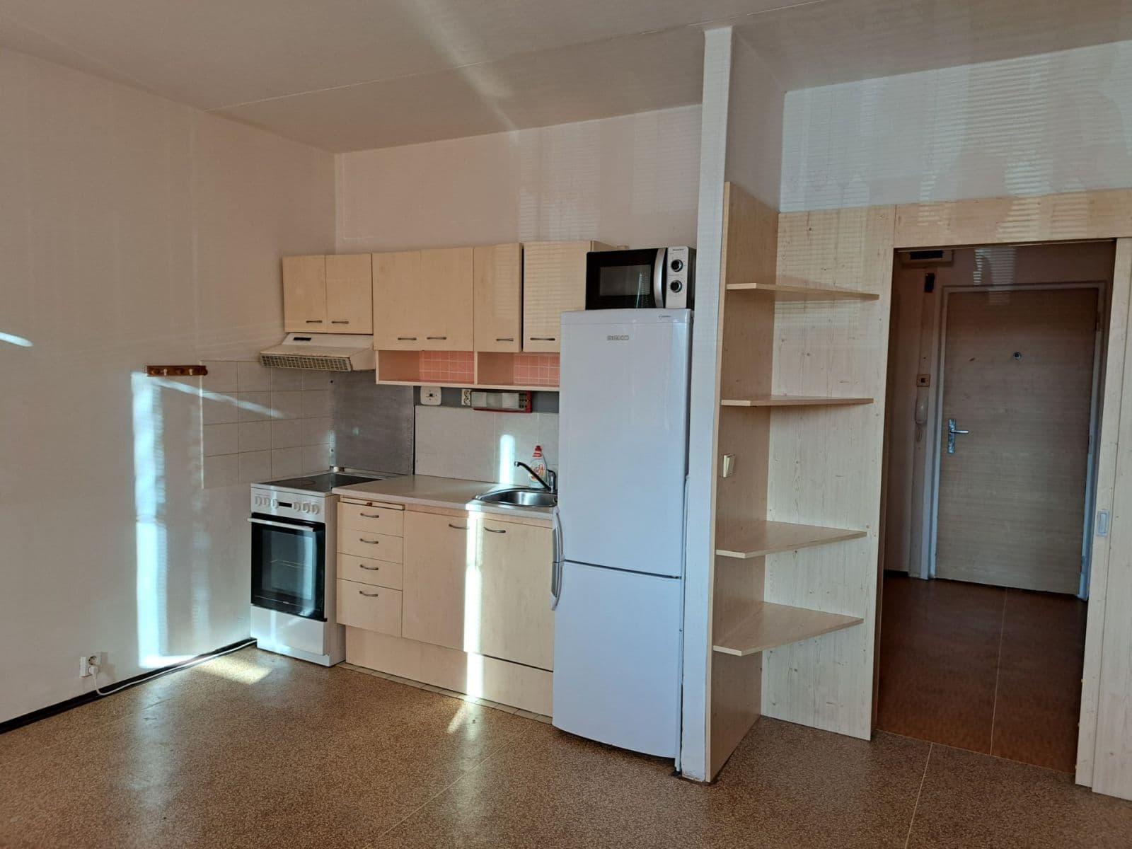 Studio flat to rent, 33 m², Spodní, Brno, Jihomoravský Region Studio flat to rent, 33 m², Spodní, Brno, Jihomoravský Region
