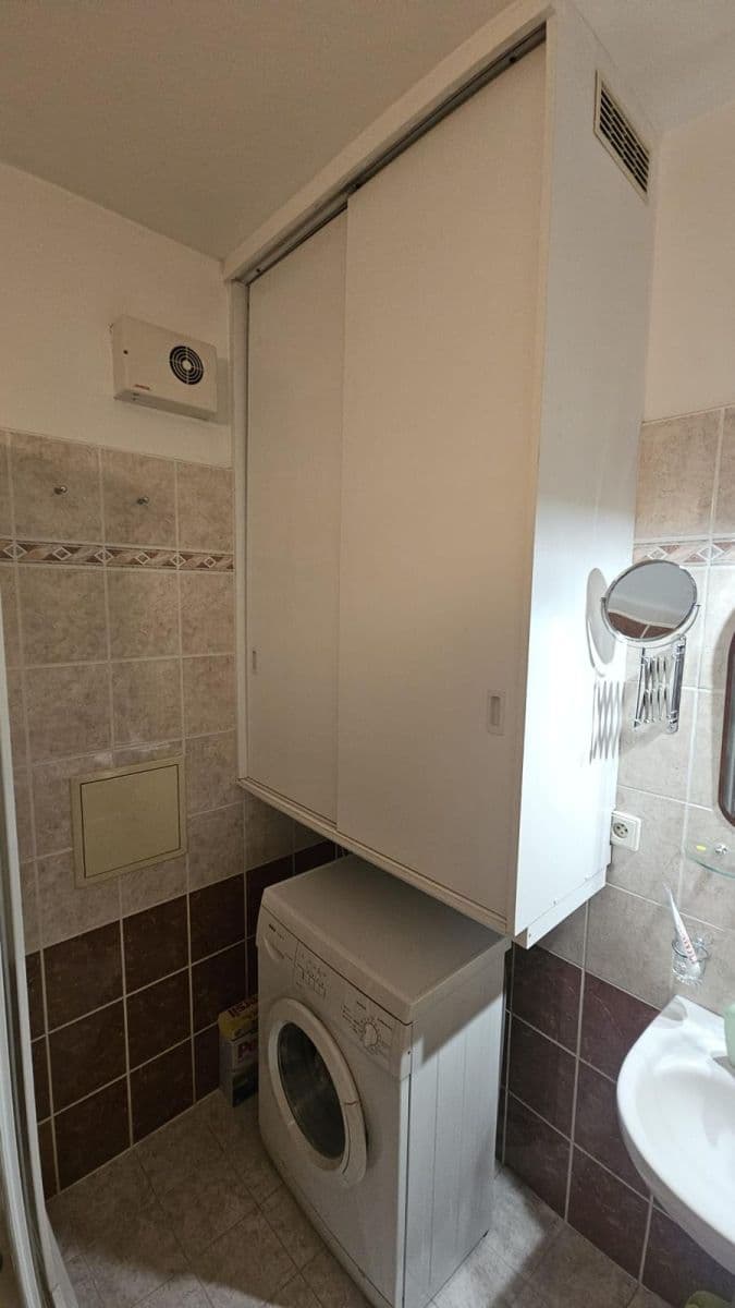 2 bedroom with open-plan kitchen flat for sale, 110 m², Balbínova, Olomouc, Olomoucký Region 2 bedroom with open-plan kitchen flat for sale, 110 m², Balbínova, Olomouc, Olomoucký Region