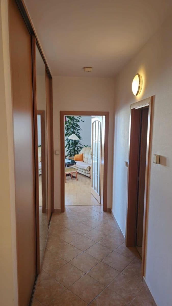 2 bedroom with open-plan kitchen flat for sale, 110 m², Balbínova, Olomouc, Olomoucký Region 2 bedroom with open-plan kitchen flat for sale, 110 m², Balbínova, Olomouc, Olomoucký Region