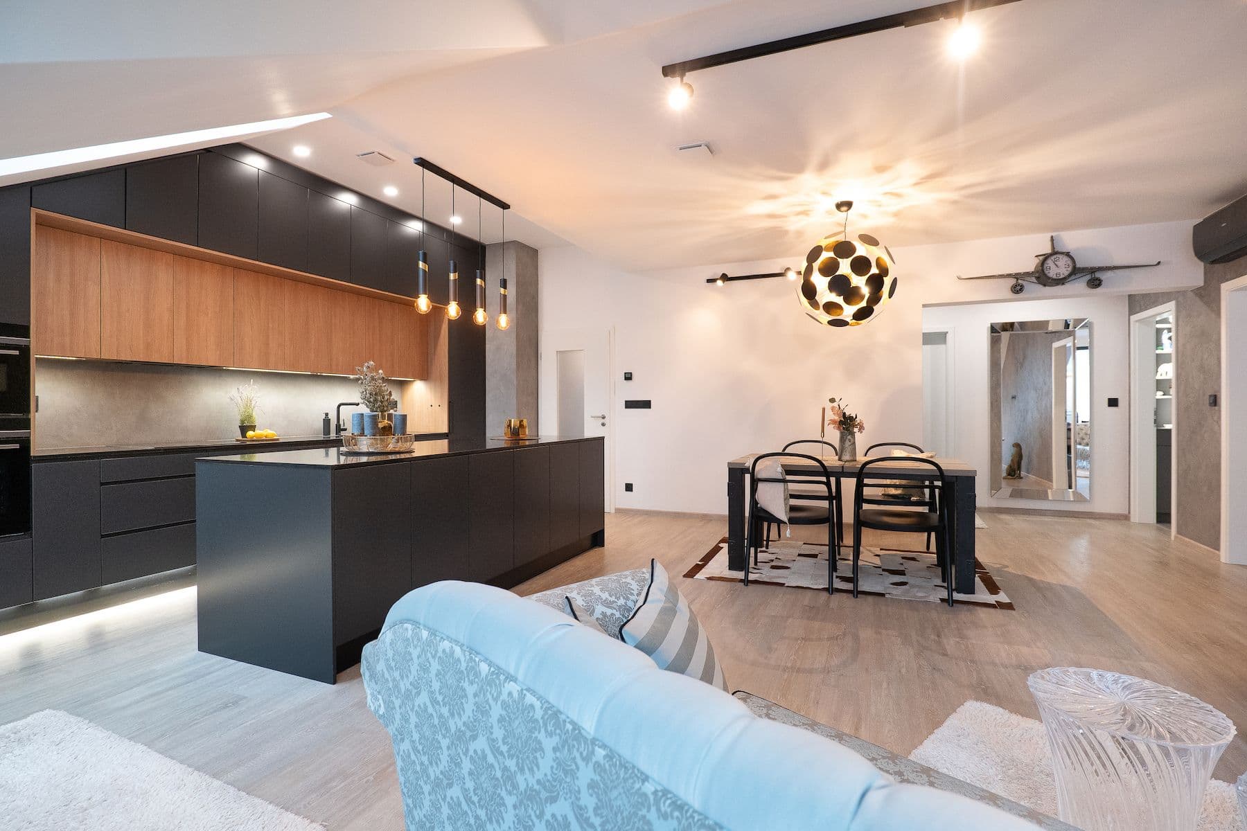 2 bedroom with open-plan kitchen flat for sale, 136 m², U Kopečku, Tuchoměřice, Středočeský Region 2 bedroom with open-plan kitchen flat for sale, 136 m², U Kopečku, Tuchoměřice, Středočeský Region