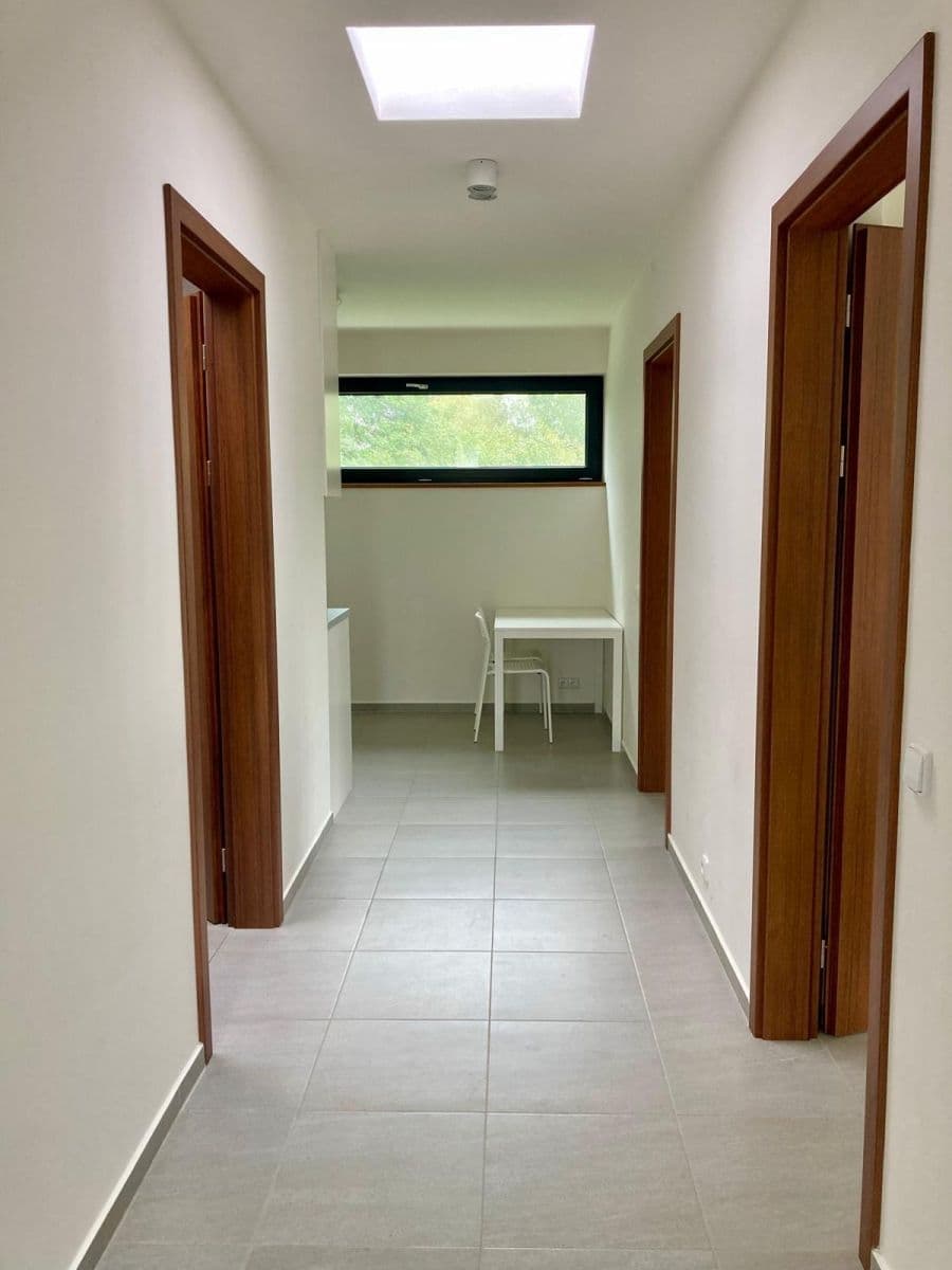 2 bedroom flat to rent, 60 m², Kytín, Středočeský Region 2 bedroom flat to rent, 60 m², Kytín, Středočeský Region