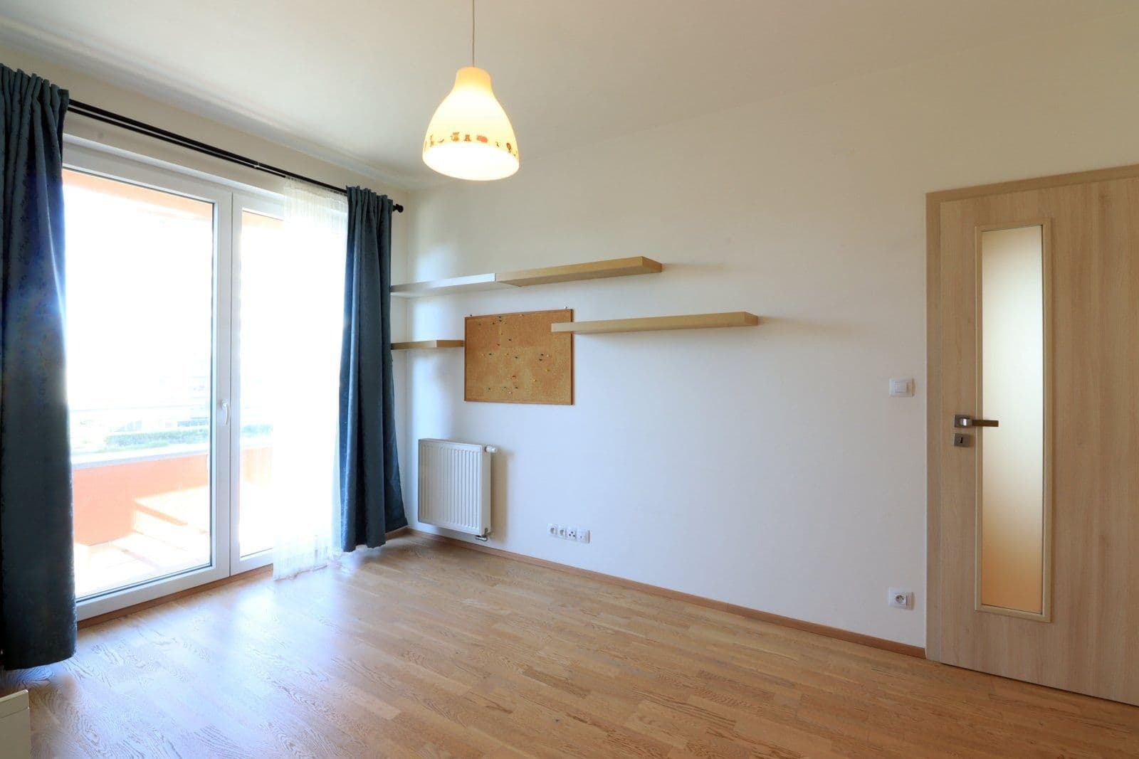 3 bedroom with open-plan kitchen flat to rent, 110 m², Kadečkové, Prague, Prague 3 bedroom with open-plan kitchen flat to rent, 110 m², Kadečkové, Prague, Prague