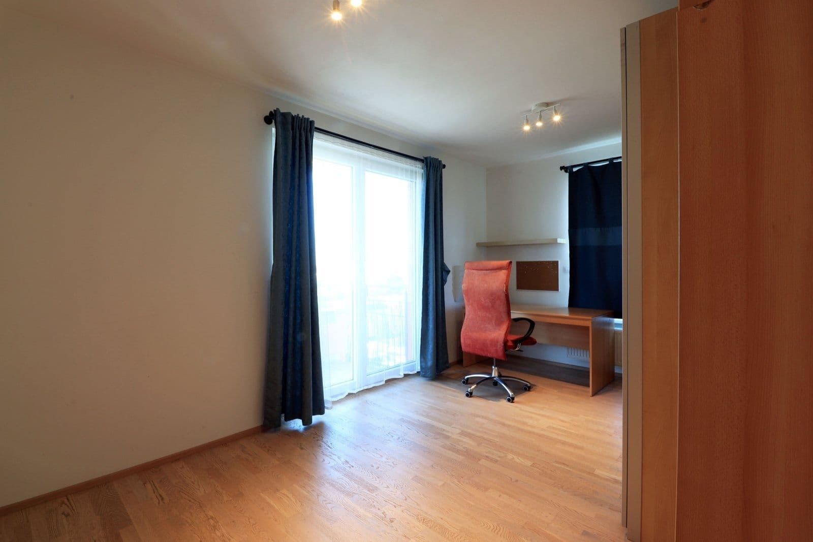 3 bedroom with open-plan kitchen flat to rent, 110 m², Kadečkové, Prague, Prague 3 bedroom with open-plan kitchen flat to rent, 110 m², Kadečkové, Prague, Prague