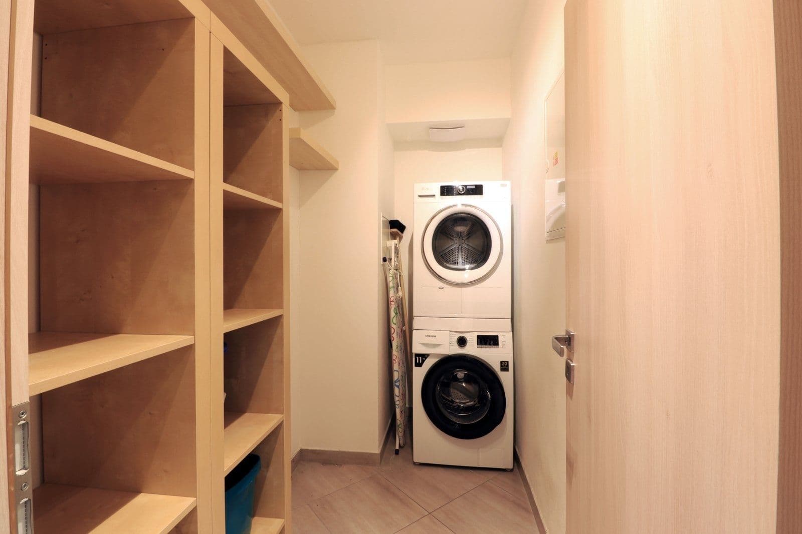 3 bedroom with open-plan kitchen flat to rent, 110 m², Kadečkové, Prague, Prague 3 bedroom with open-plan kitchen flat to rent, 110 m², Kadečkové, Prague, Prague