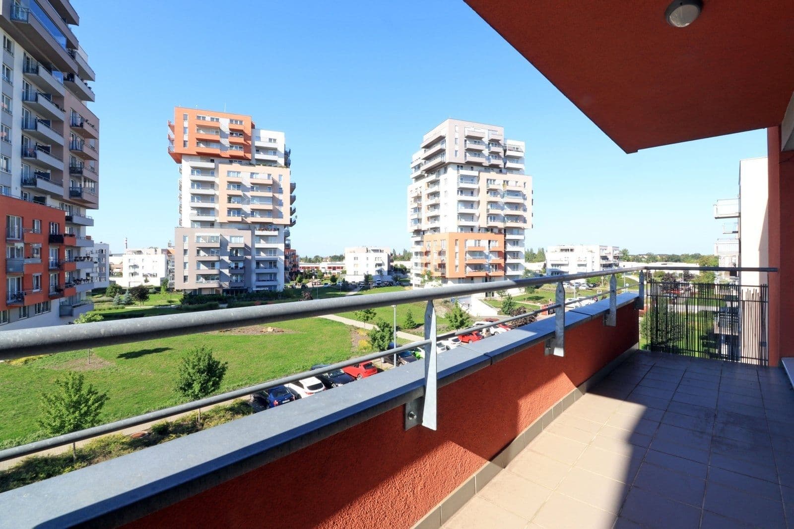 3 bedroom with open-plan kitchen flat to rent, 110 m², Kadečkové, Prague, Prague 3 bedroom with open-plan kitchen flat to rent, 110 m², Kadečkové, Prague, Prague