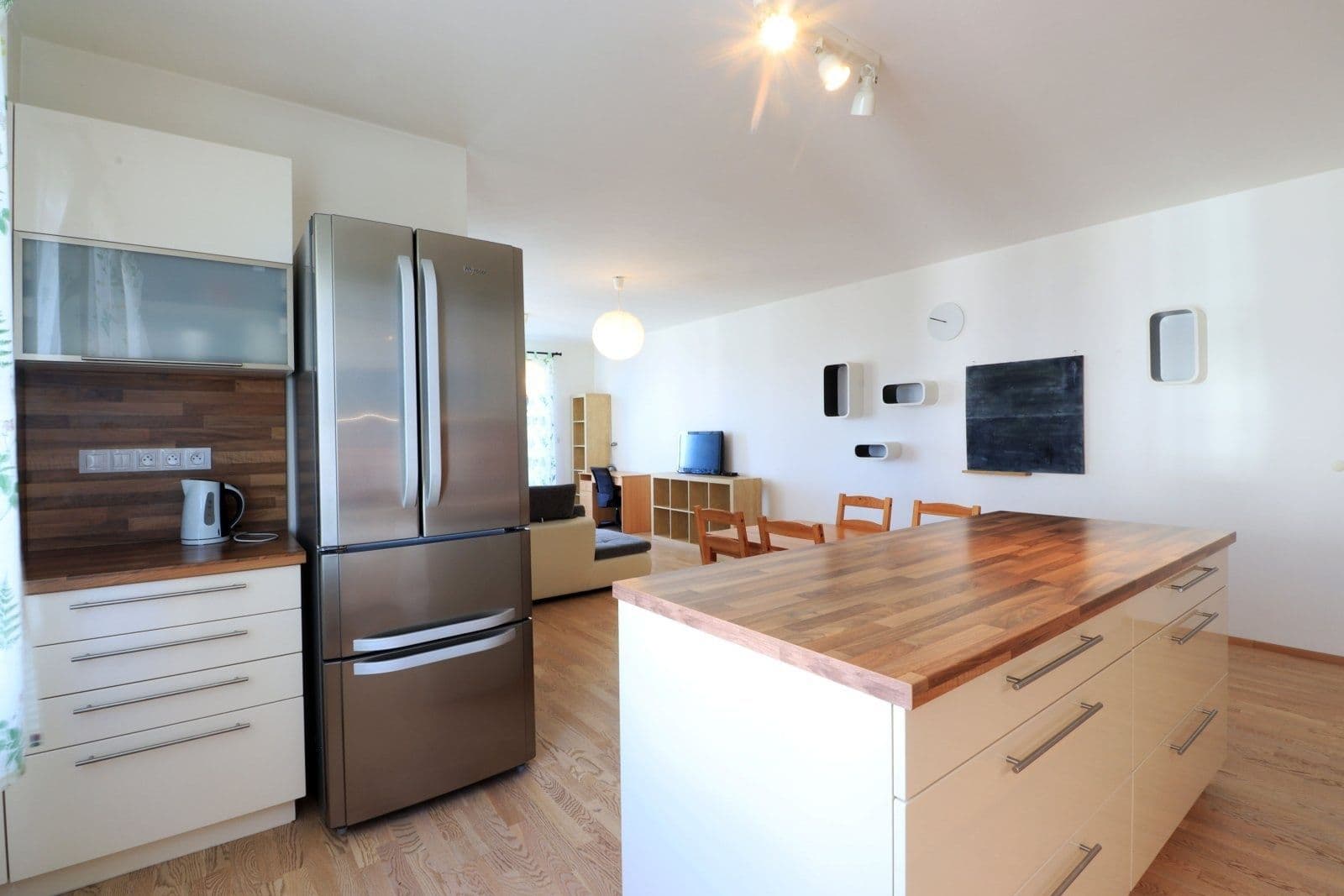 3 bedroom with open-plan kitchen flat to rent, 110 m², Kadečkové, Prague, Prague 3 bedroom with open-plan kitchen flat to rent, 110 m², Kadečkové, Prague, Prague