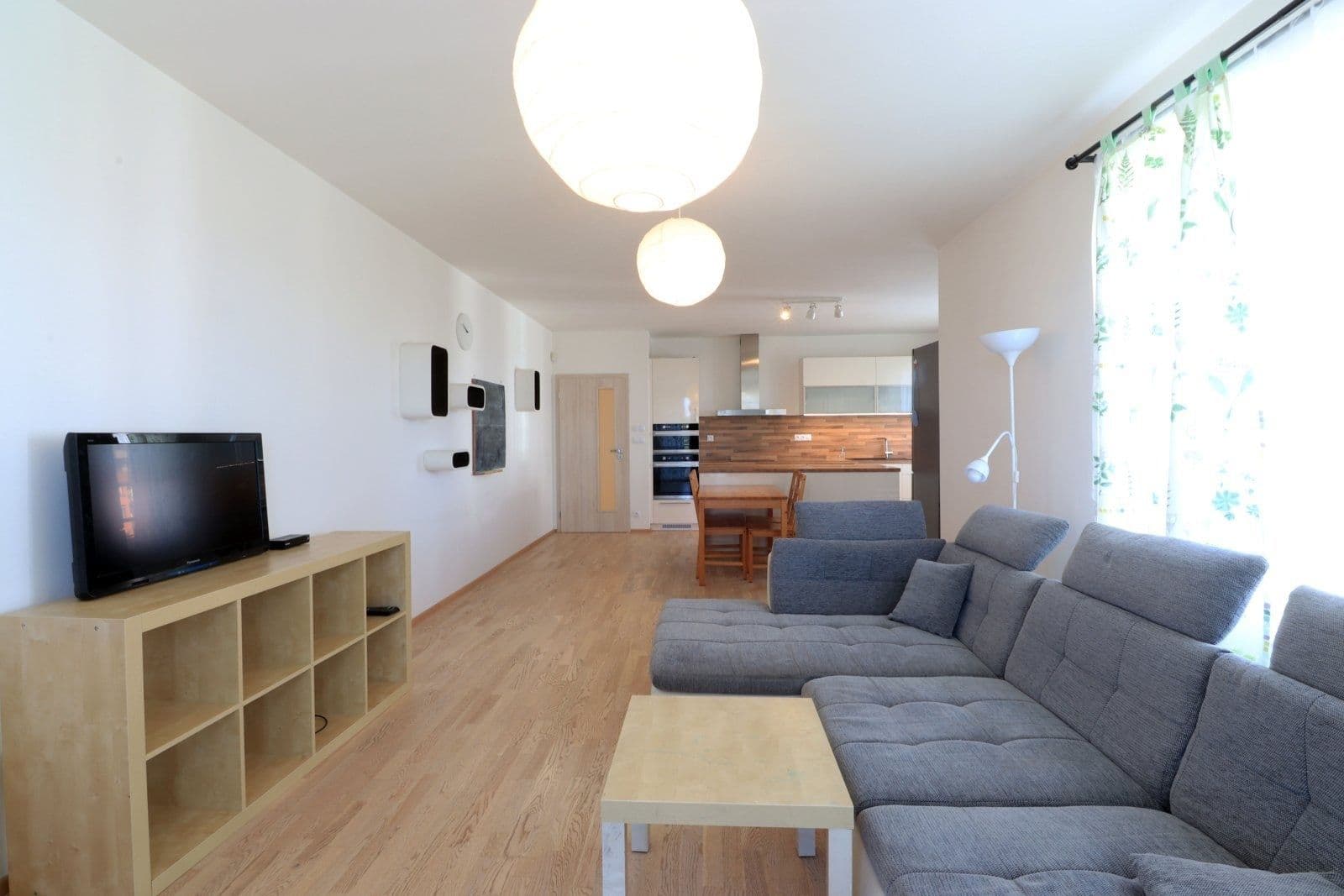 3 bedroom with open-plan kitchen flat to rent, 110 m², Kadečkové, Prague, Prague 3 bedroom with open-plan kitchen flat to rent, 110 m², Kadečkové, Prague, Prague