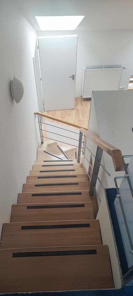 2 bedroom with open-plan kitchen flat to rent, 60 m², Rumunská, Prague, Prague 2 bedroom with open-plan kitchen flat to rent, 60 m², Rumunská, Prague, Prague