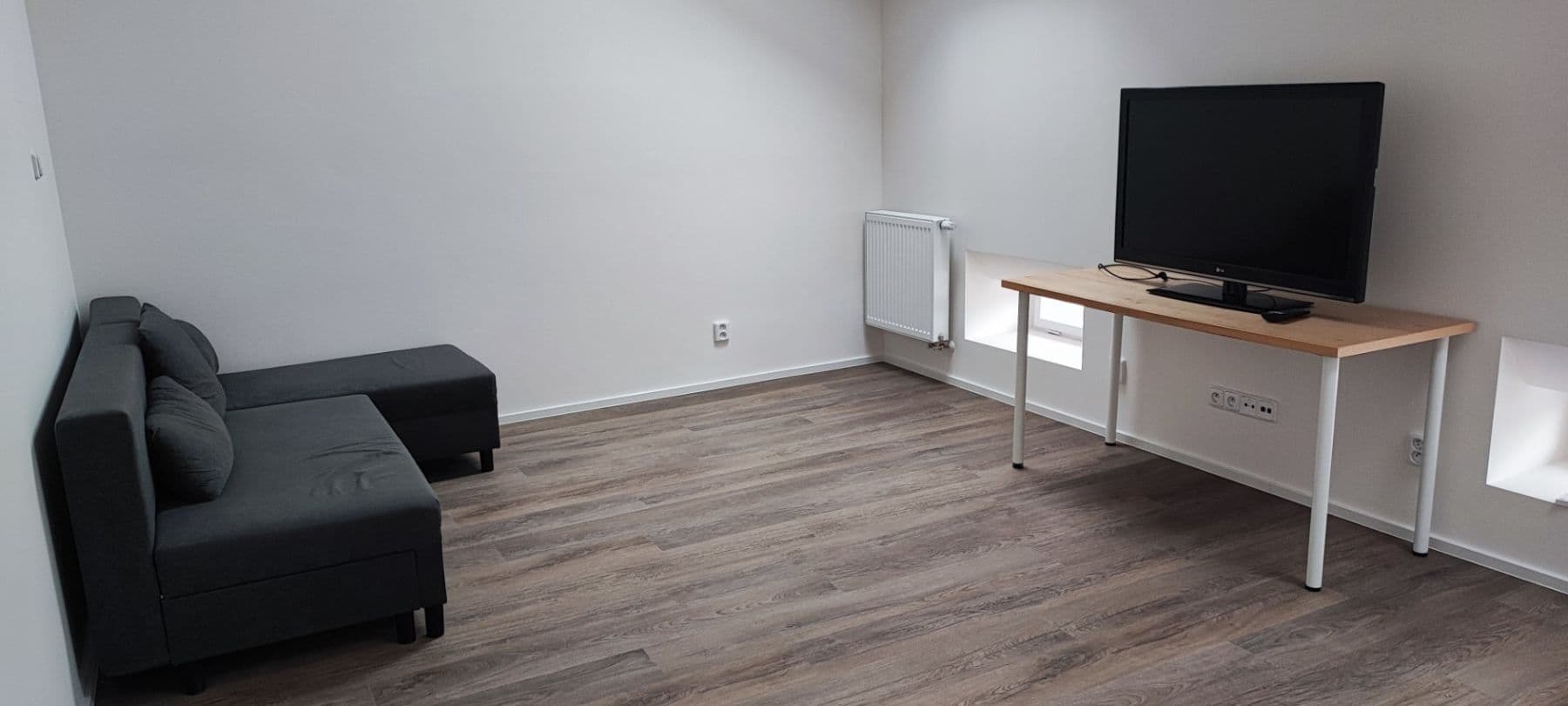 2 bedroom with open-plan kitchen flat to rent, 60 m², Rumunská, Prague, Prague 2 bedroom with open-plan kitchen flat to rent, 60 m², Rumunská, Prague, Prague