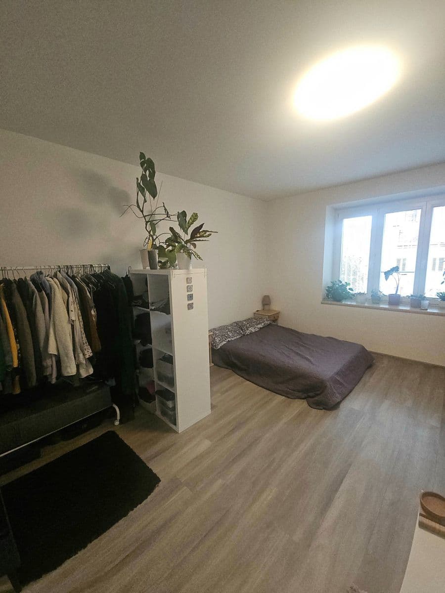 Studio flat to rent, 32 m², Pod Závěrkou, Prague, Prague Studio flat to rent, 32 m², Pod Závěrkou, Prague, Prague