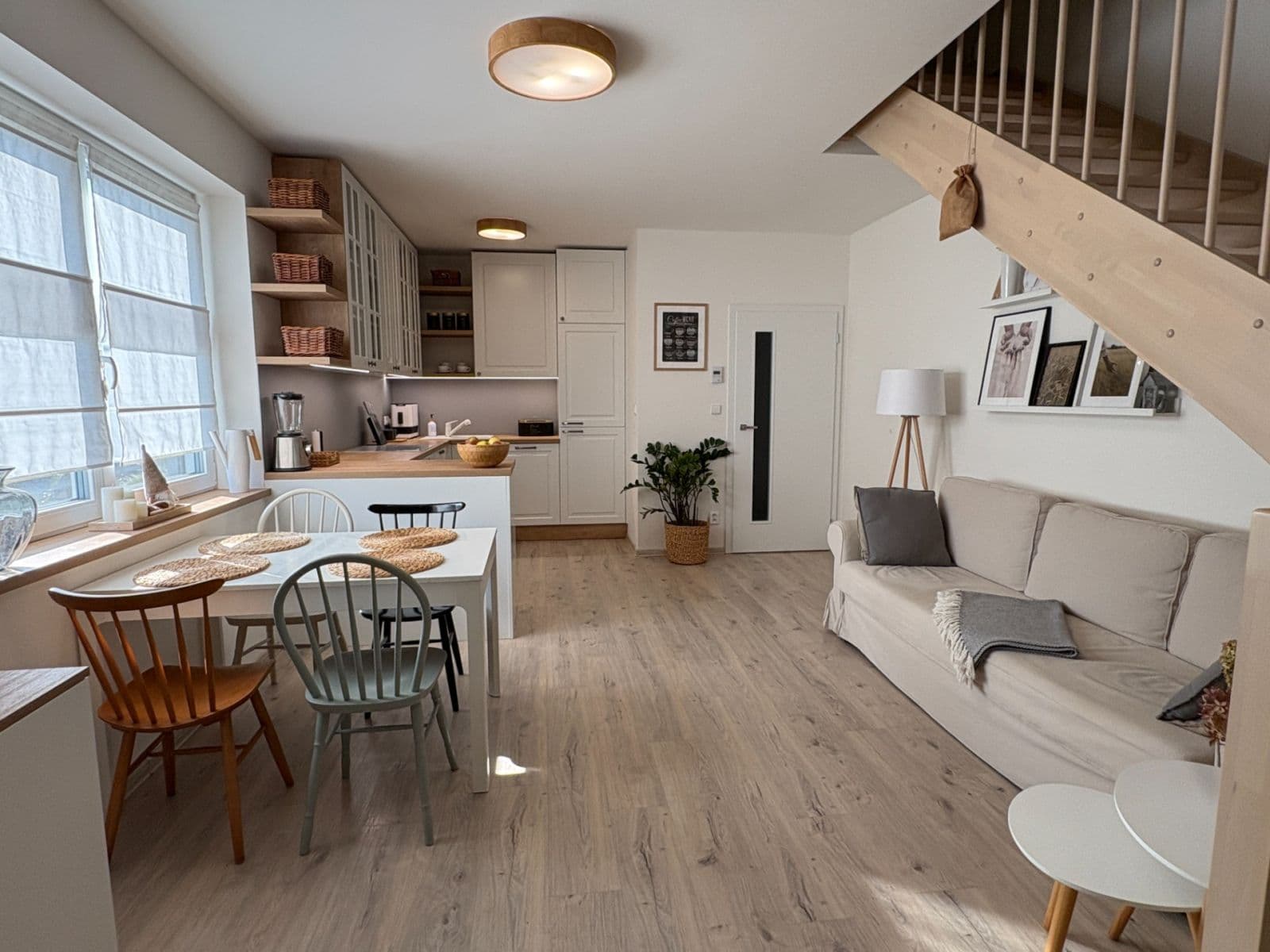 2 bedroom with open-plan kitchen flat for sale, 78 m², Polerady, Středočeský Region 2 bedroom with open-plan kitchen flat for sale, 78 m², Polerady, Středočeský Region