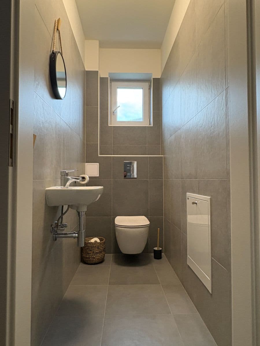 2 bedroom with open-plan kitchen flat for sale, 78 m², Polerady, Středočeský Region 2 bedroom with open-plan kitchen flat for sale, 78 m², Polerady, Středočeský Region