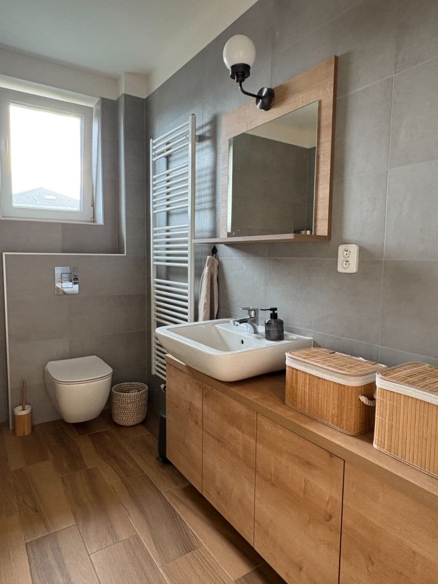 2 bedroom with open-plan kitchen flat for sale, 78 m², Polerady, Středočeský Region 2 bedroom with open-plan kitchen flat for sale, 78 m², Polerady, Středočeský Region